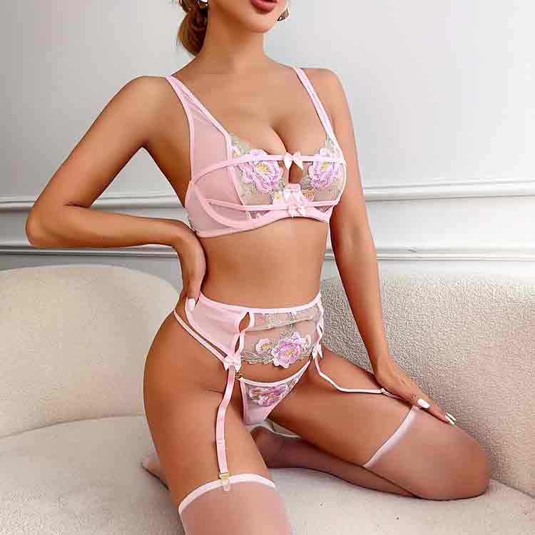 Ropa interior sexy sin entrepierna: abrazar la confianza y el encanto